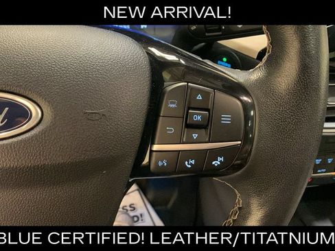 Certified 2022 Ford Escape Titanium w/ Titanium Elite Package AWD/4WD image 36