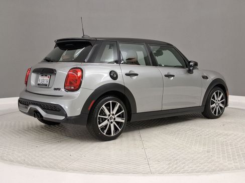 Used 2024 MINI Cooper S FWD image 7