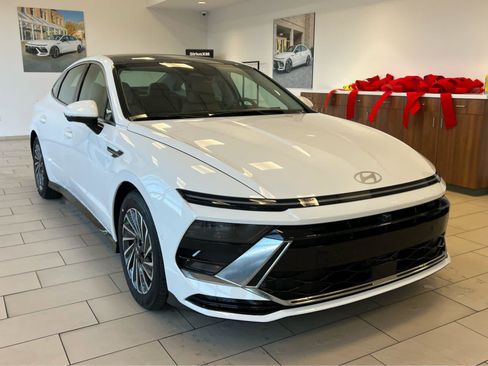 New 2026 Hyundai Sonata Limited FWD image 4