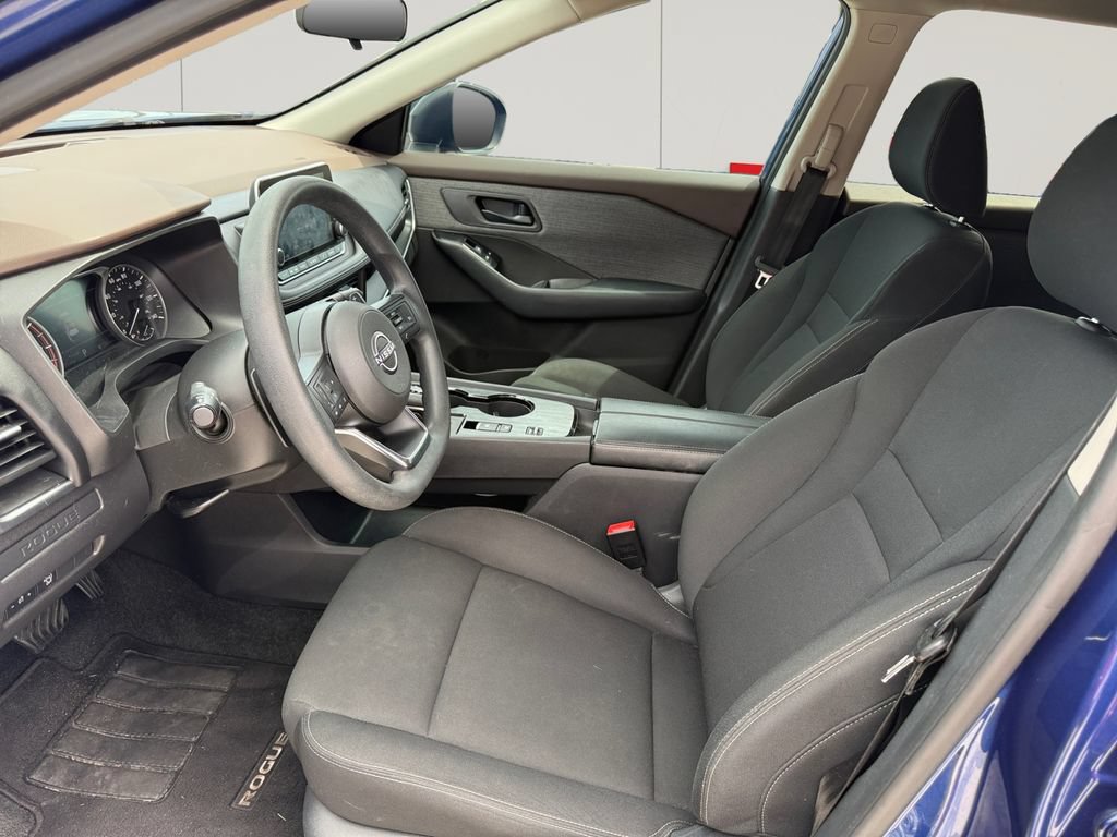 Used 2023 Nissan Rogue S FWD image 10