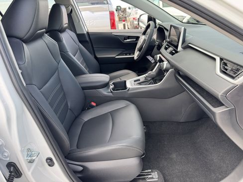 New 2025 Toyota RAV4 XLE Premium image 8