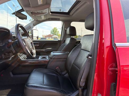 Used 2015 GMC Sierra 1500 SLT w/ SLT Crew Cab Value Package AWD/4WD image 12