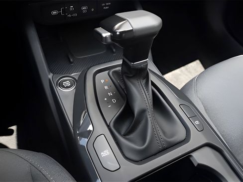 Used 2025 Kia K4 EX image 26