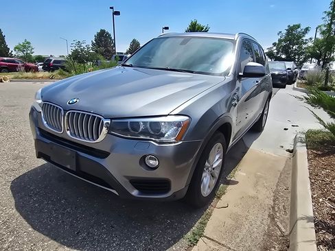Used 2017 BMW X3 xDrive28i AWD/4WD image 11