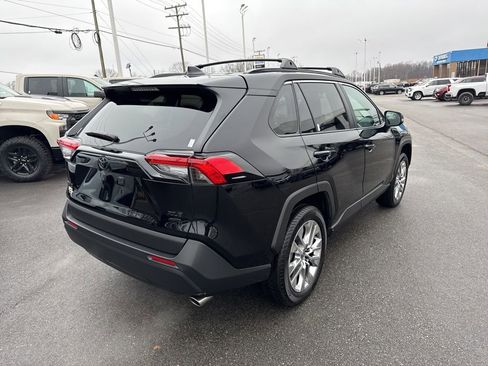 Used 2025 Toyota RAV4 XLE Premium w/ Weather Package image 5
