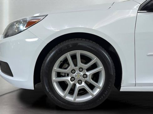 Used 2015 Chevrolet Malibu LT w/ Power Convenience Package FWD image 36