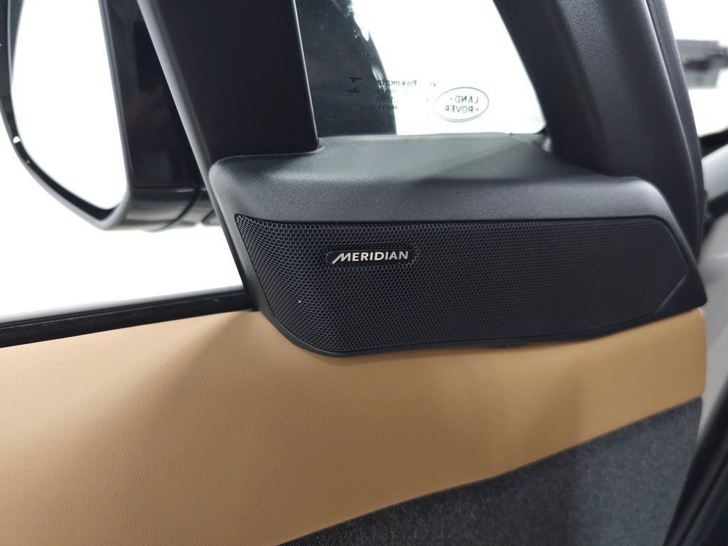 New 2026 Land Rover Range Rover Sport Dynamic SE AWD/4WD image 13