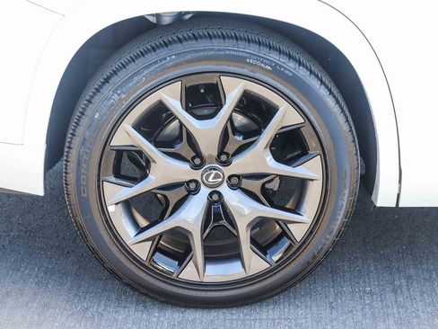 Used 2025 Lexus TX 500h AWD w/ Technology Package image 9