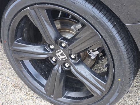 Used 2024 Honda Accord Sport-L image 12