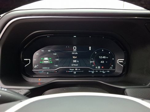 Used 2023 GMC Yukon Denali image 24