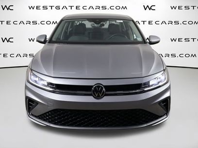 Used 2025 Volkswagen Jetta SE