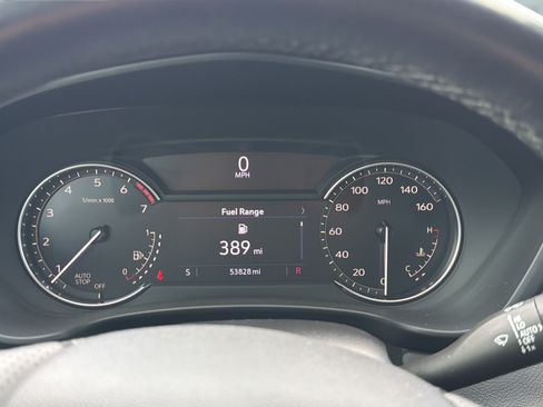 Used 2023 Cadillac XT4 Sport FWD image 29