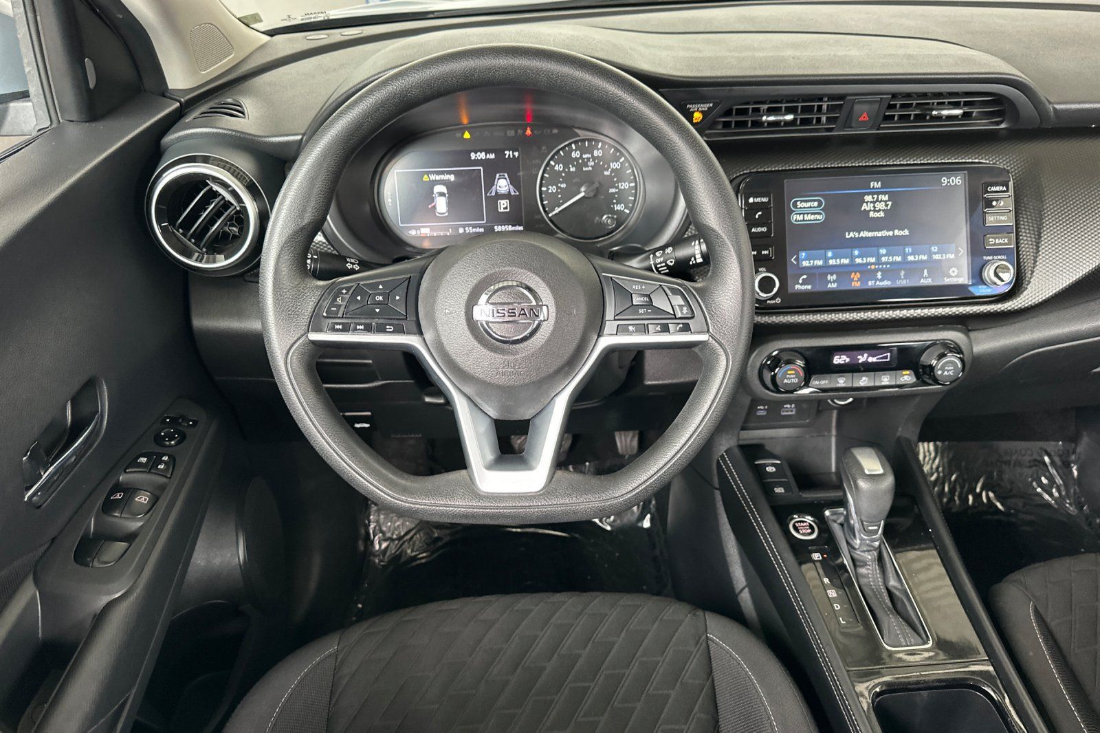 Used 2021 Nissan Kicks SV FWD image 17