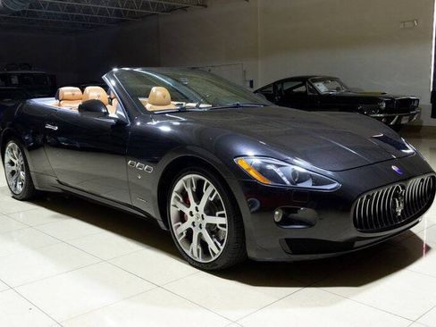 Used 2015 Maserati GranTurismo Convertible RWD image 35