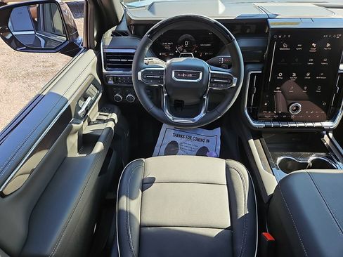 New 2026 GMC Yukon Elevation w/ Elevation Premium Package AWD/4WD image 7