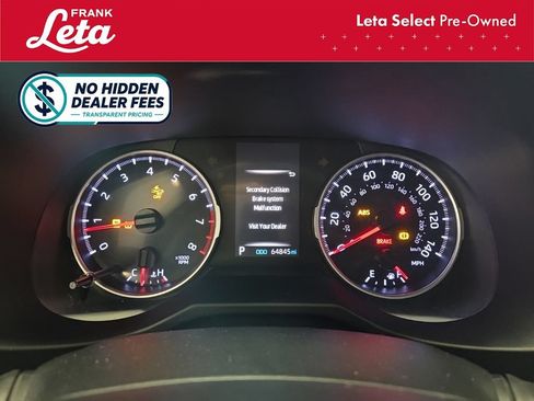 Used 2019 Toyota RAV4 LE FWD image 13