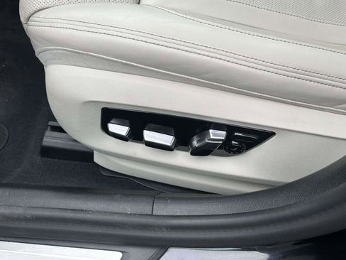 Used 2023 BMW 530i xDrive w/ Premium Package image 19