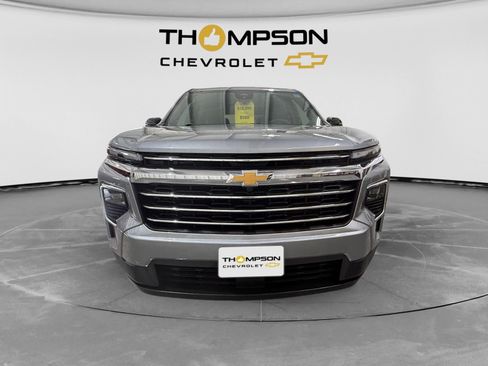 Used 2026 Chevrolet Traverse LT AWD/4WD image 8