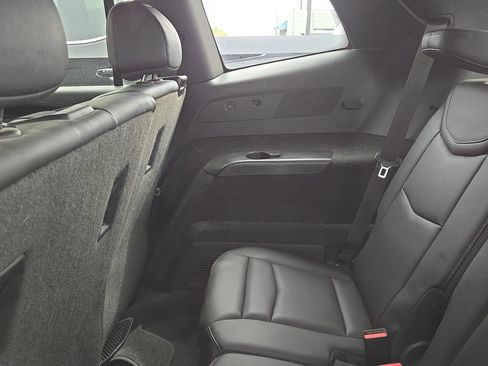 Used 2022 Cadillac XT6 Premium Luxury AWD/4WD image 11