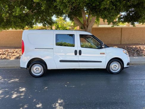 Used 2022 RAM ProMaster City Tradesman FWD image 4