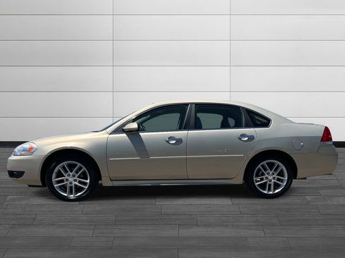 Used 2012 Chevrolet Impala LTZ FWD image 6
