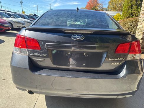 Used 2012 Subaru Legacy 2.5i Limited image 4