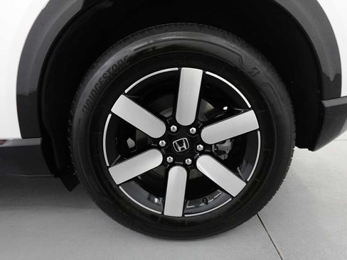 Used 2024 Honda Prologue Touring image 9