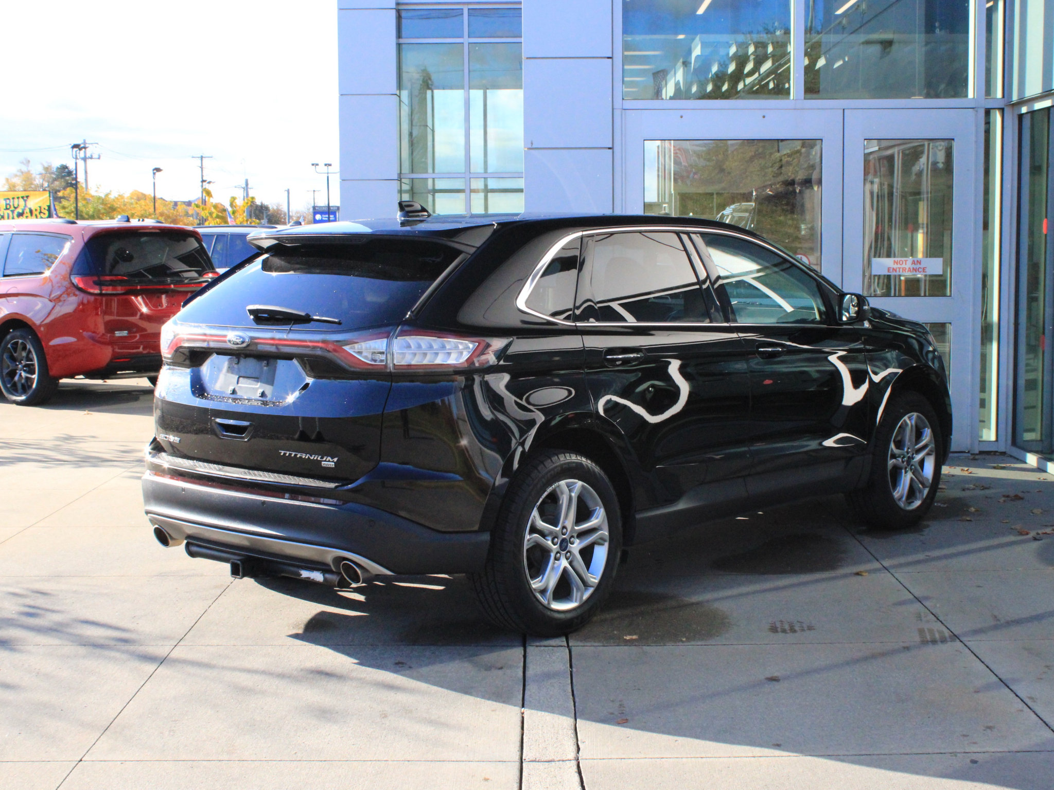 Used 2018 Ford Edge Titanium AWD/4WD image 6