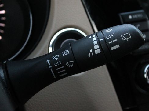 Certified 2020 Nissan Rogue SV image 34