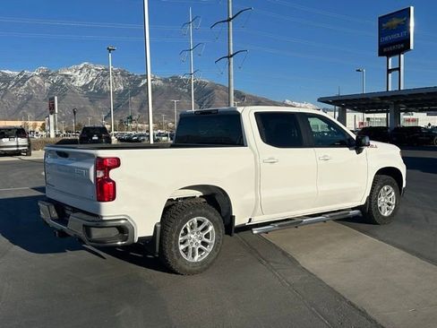 Certified 2024 Chevrolet Silverado 1500 LT w/ Z71 Off-Road Package AWD/4WD image 24