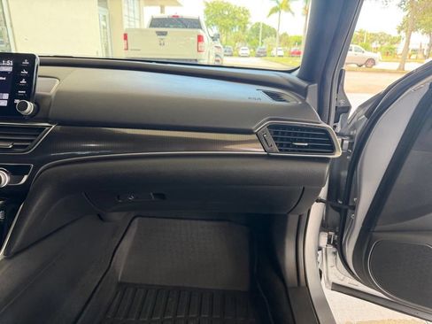 Used 2020 Honda Accord Sport image 21