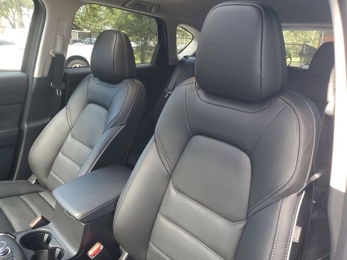 New 2025 MAZDA CX-5 AWD 2.5 S w/ Premium Plus Pkg image 17