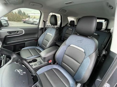 New 2025 Ford Bronco Sport Outer Banks w/ Topo Graphic Package image 17