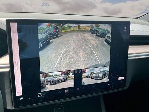 Used 2024 Tesla Model X AWD/4WD image 14