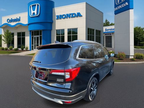 Used 2021 Honda Pilot Touring image 6