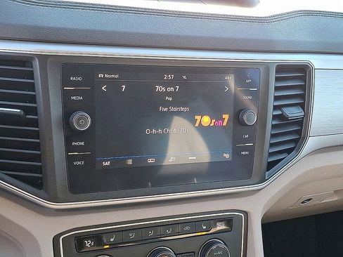 Used 2019 Volkswagen Atlas SE image 3