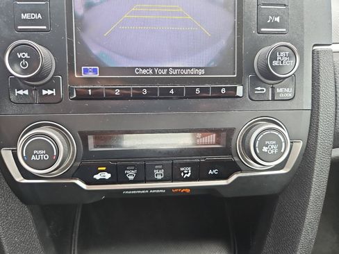Used 2016 Honda Civic LX image 29