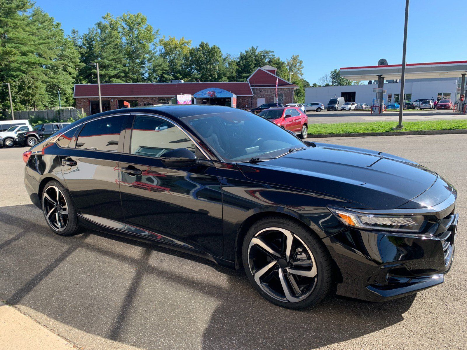 Used 2022 Honda Accord Sport image 3
