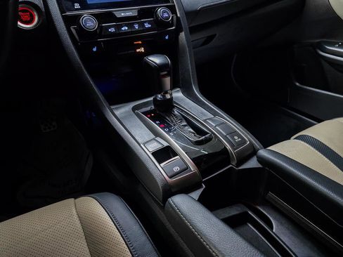 Certified 2018 Honda Civic Sport Touring image 34