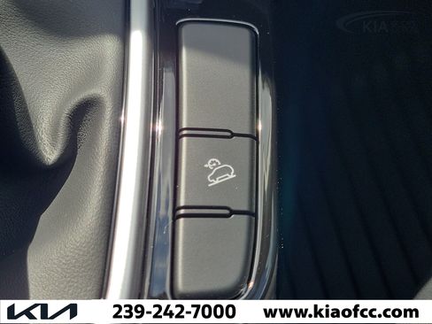 New 2026 Kia Seltos S FWD image 27