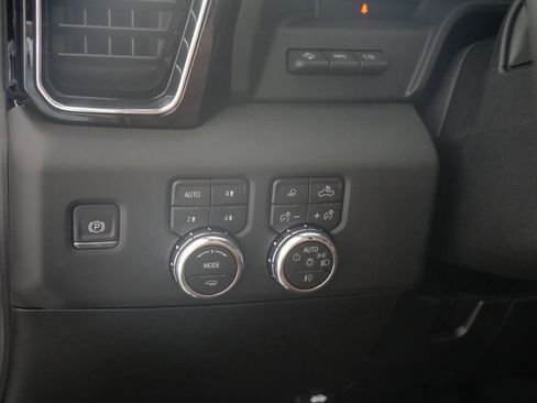 New 2026 GMC Sierra 3500 Denali Ultimate AWD/4WD image 20