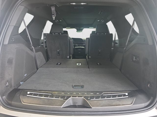 Certified 2023 Cadillac Escalade Sport w/ LPO, Illumination Package AWD/4WD image 14