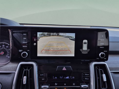 Used 2022 Kia Sorento EX w/ Panoramic Sunroof Package FWD image 25