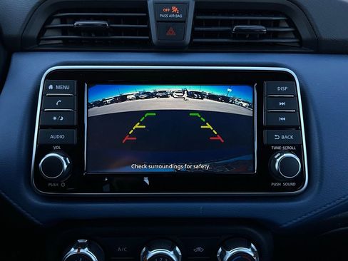 Used 2025 Nissan Versa SV image 25