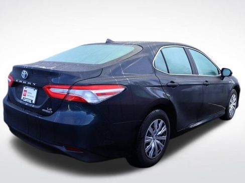 Certified 2020 Toyota Camry LE image 2