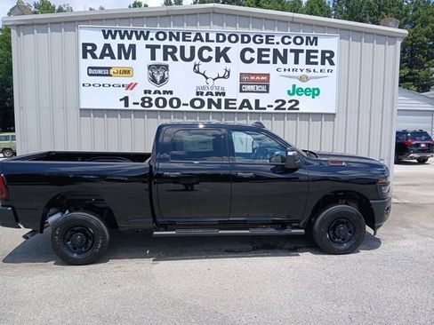 New 2026 RAM 2500 Tradesman AWD/4WD image 2