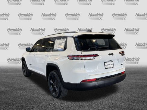 Used 2025 Jeep Grand Cherokee L Limited w/ Black Appearance Package image 8