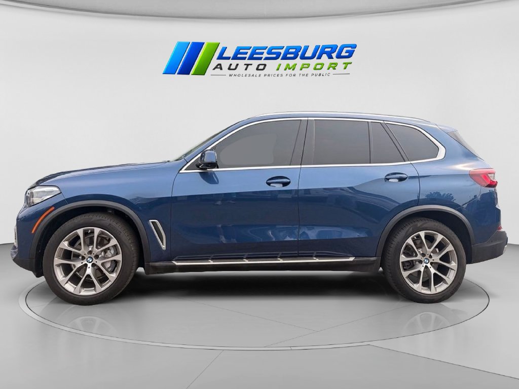 Used 2023 BMW X5 xDrive40i w/ Premium Package AWD/4WD image 3