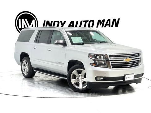Used 2020 Chevrolet Suburban Premier image 2