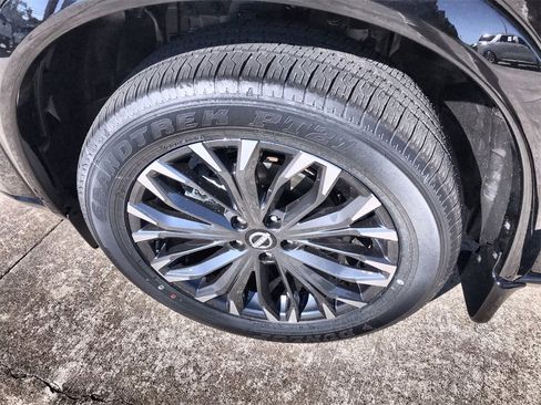 New 2026 Nissan Rogue Platinum w/ Platinum Premium Package image 10